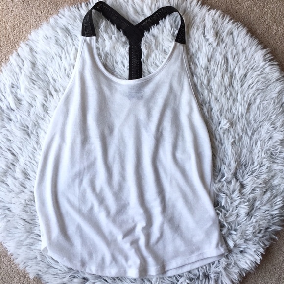 Victoria's Secret Tops - 🌹Victoria Secret tank top🌹